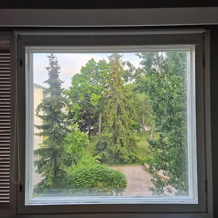 Daire Cozy In & Free E-parking Espoo
