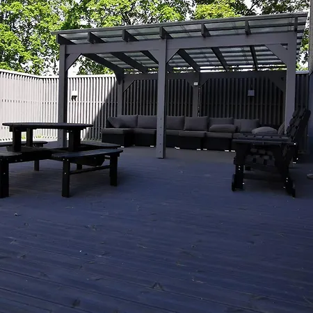 Apartment Cozy In & Free E-parking Espoo