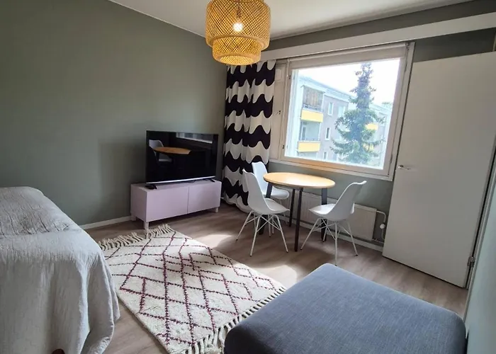 Cozy In & Free E-parking