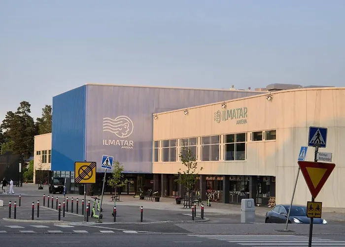 Cozy In & Free E-parking *