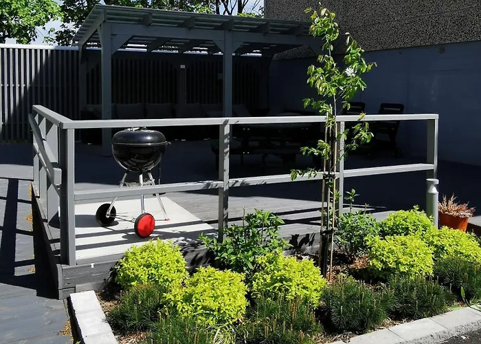 Cozy In & Free E-parking Apartmán